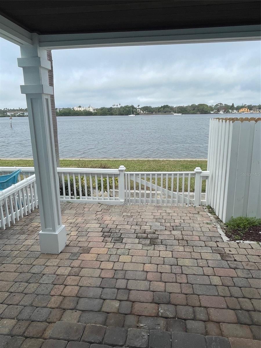 135 POMPANO DR SE #135, ST PETERSBURG, FL, 33705