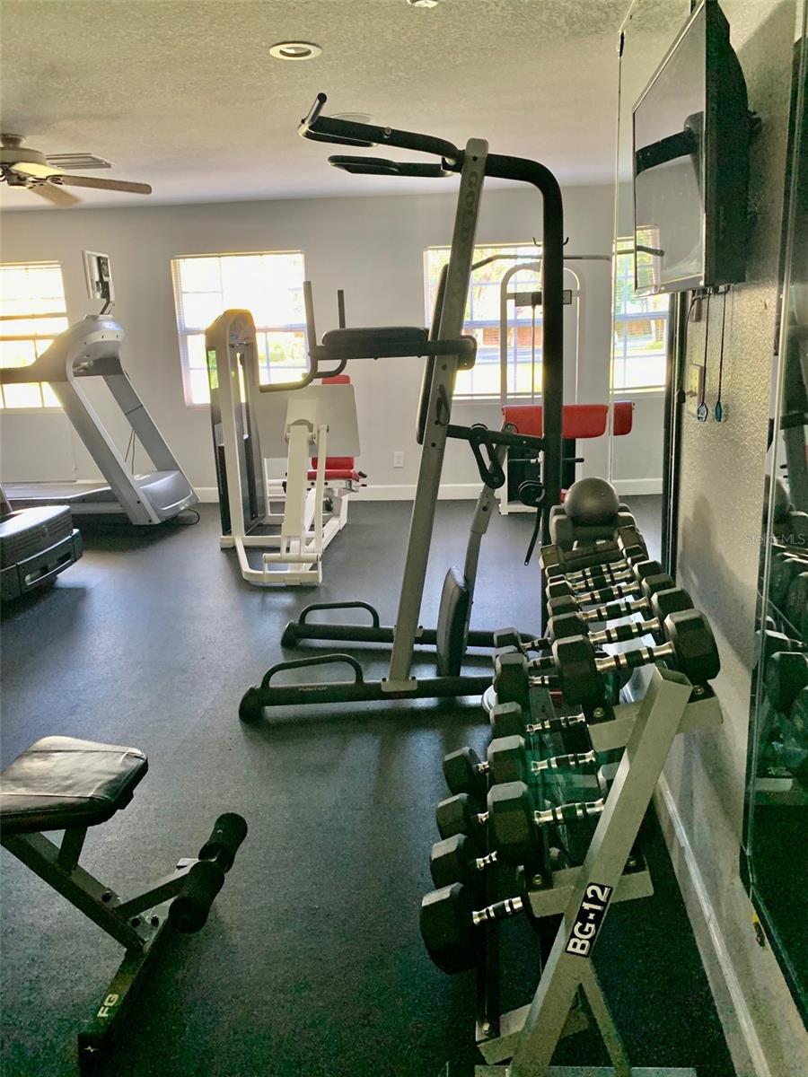 135 POMPANO DR SE #135, ST PETERSBURG, FL, 33705