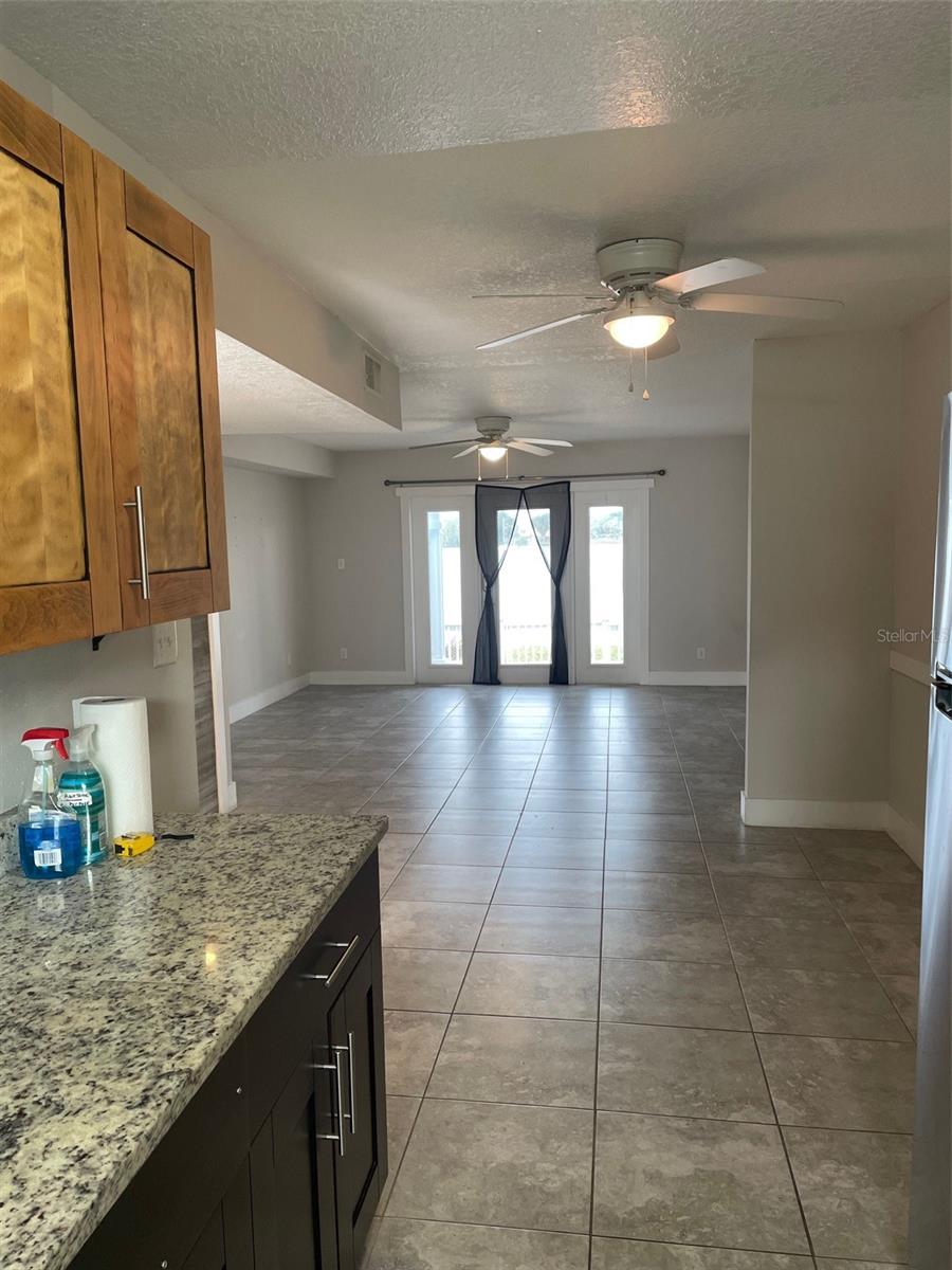 135 POMPANO DR SE #135, ST PETERSBURG, FL, 33705