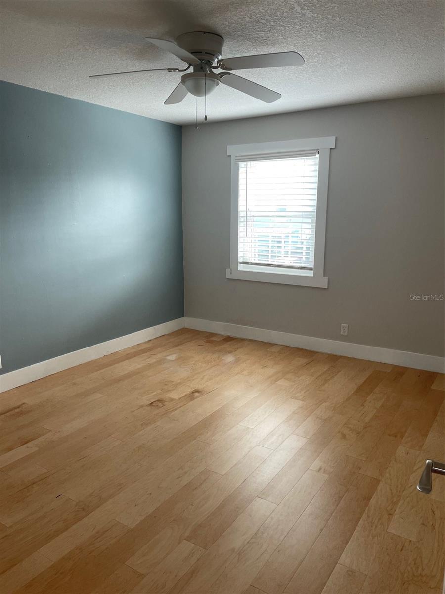 135 POMPANO DR SE #135, ST PETERSBURG, FL, 33705