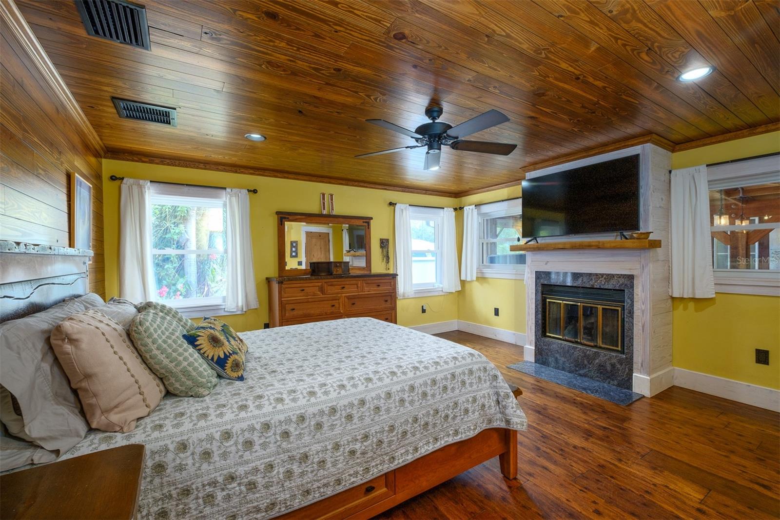 2690 TEMPLE ST, SARASOTA, FL, 34239