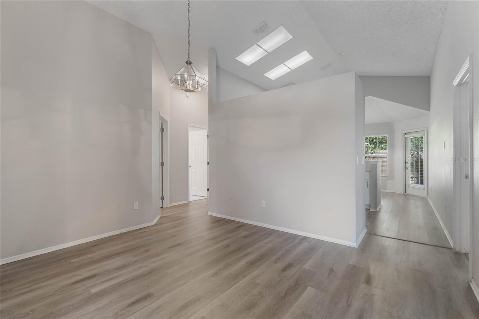 1163 WHISPERING WINDS CT, APOPKA, FL, 32703