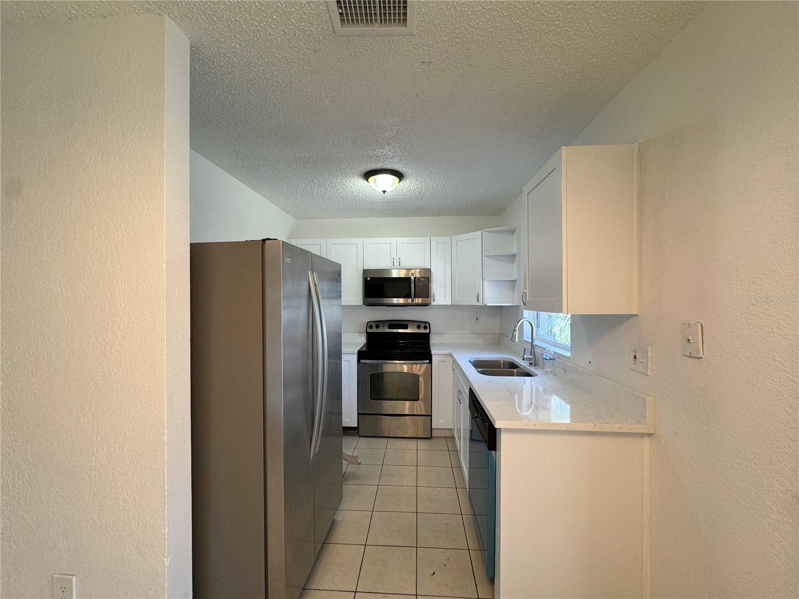 4718 ELDORADO DR, TAMPA, FL, 33615