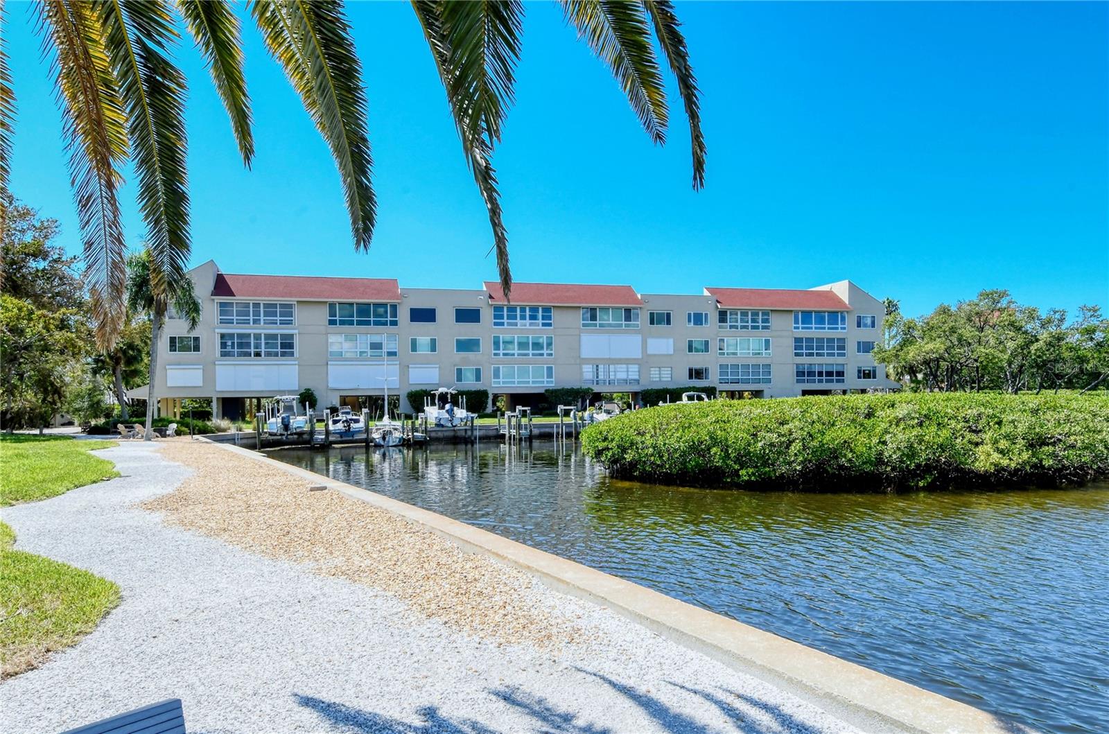 4500 GULF OF MEXICO DR #205, LONGBOAT KEY, FL, 34228
