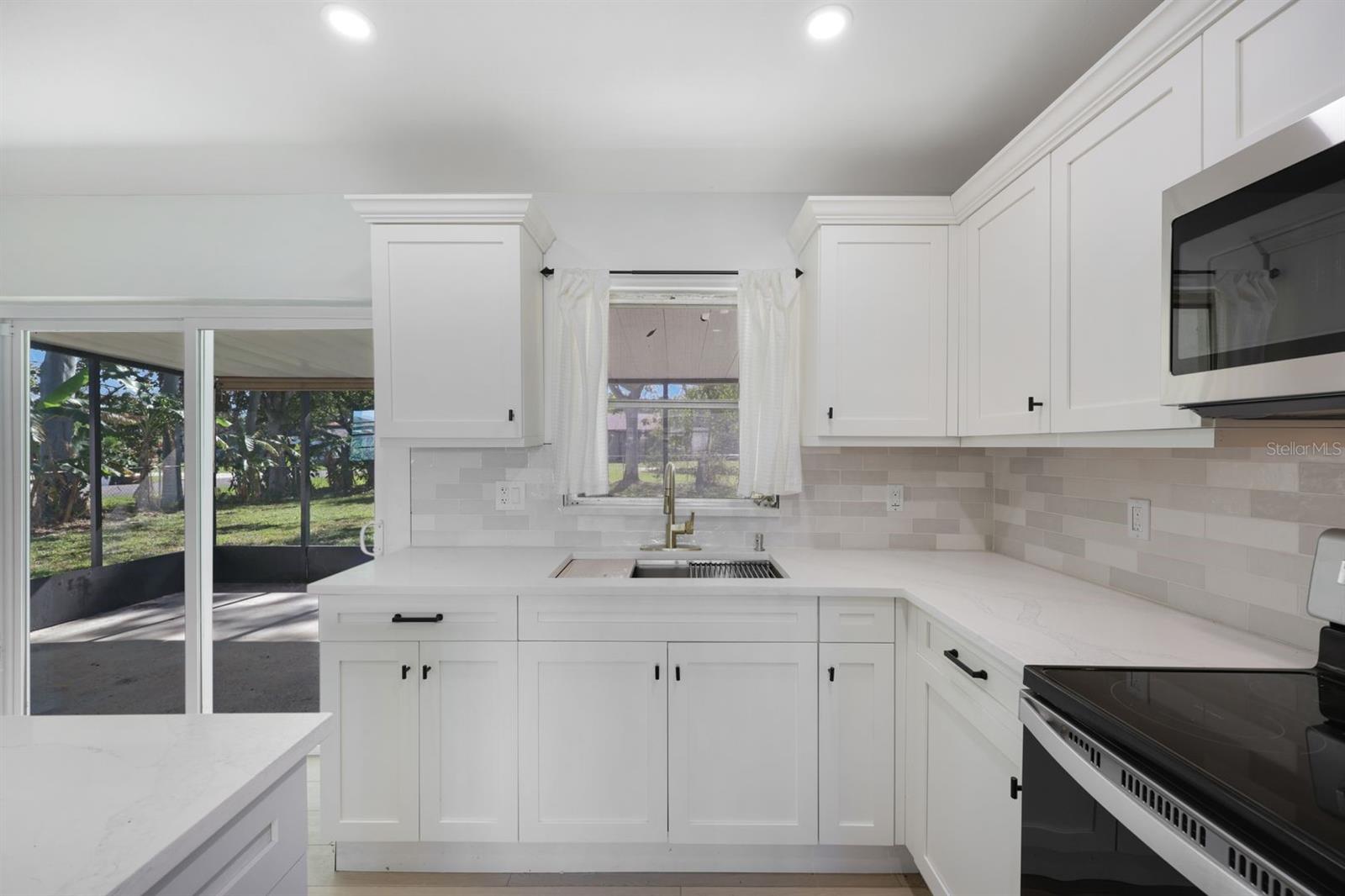 13037 9TH ST, FORT MYERS, FL, 33905