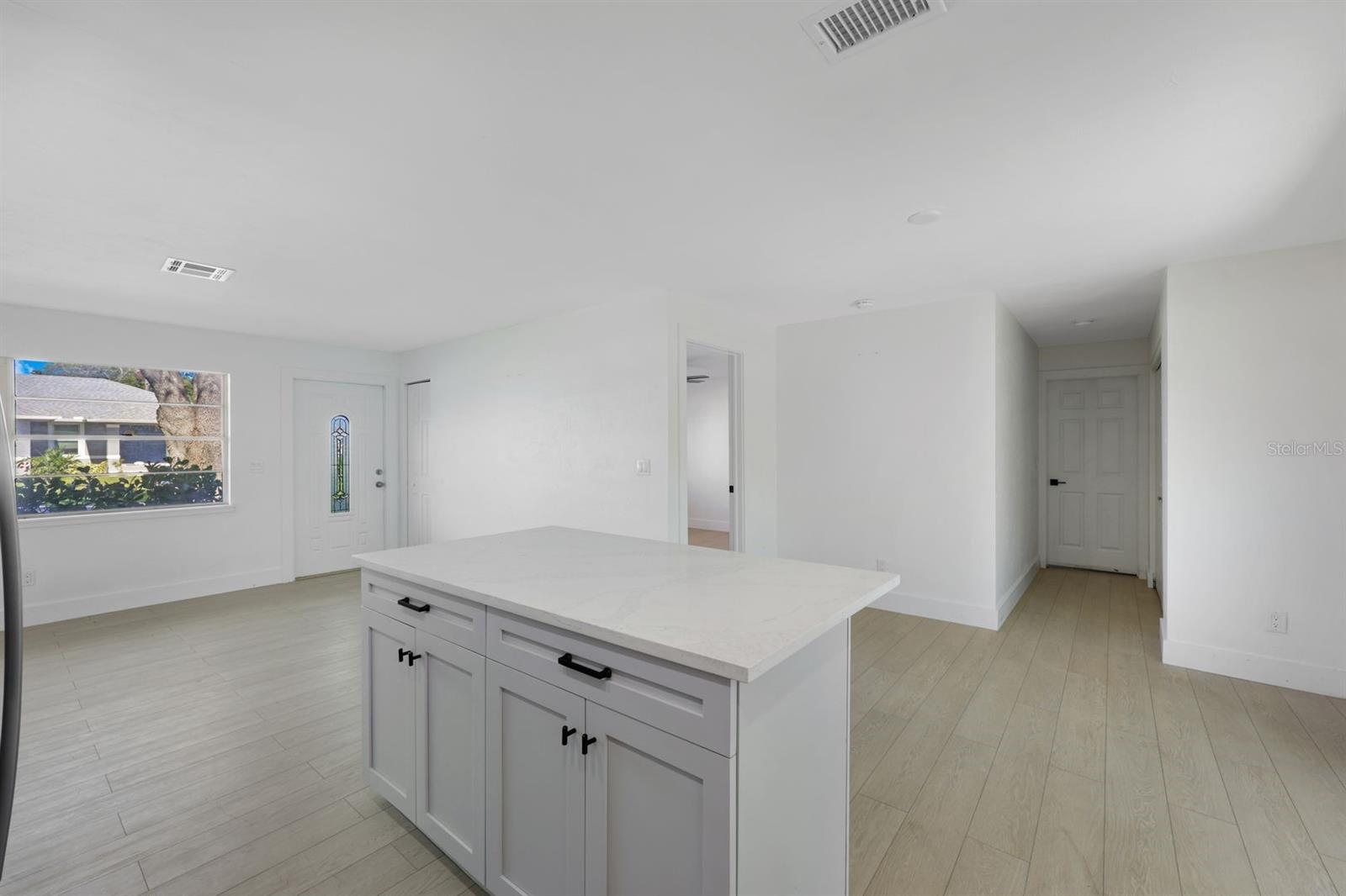 13037 9TH ST, FORT MYERS, FL, 33905