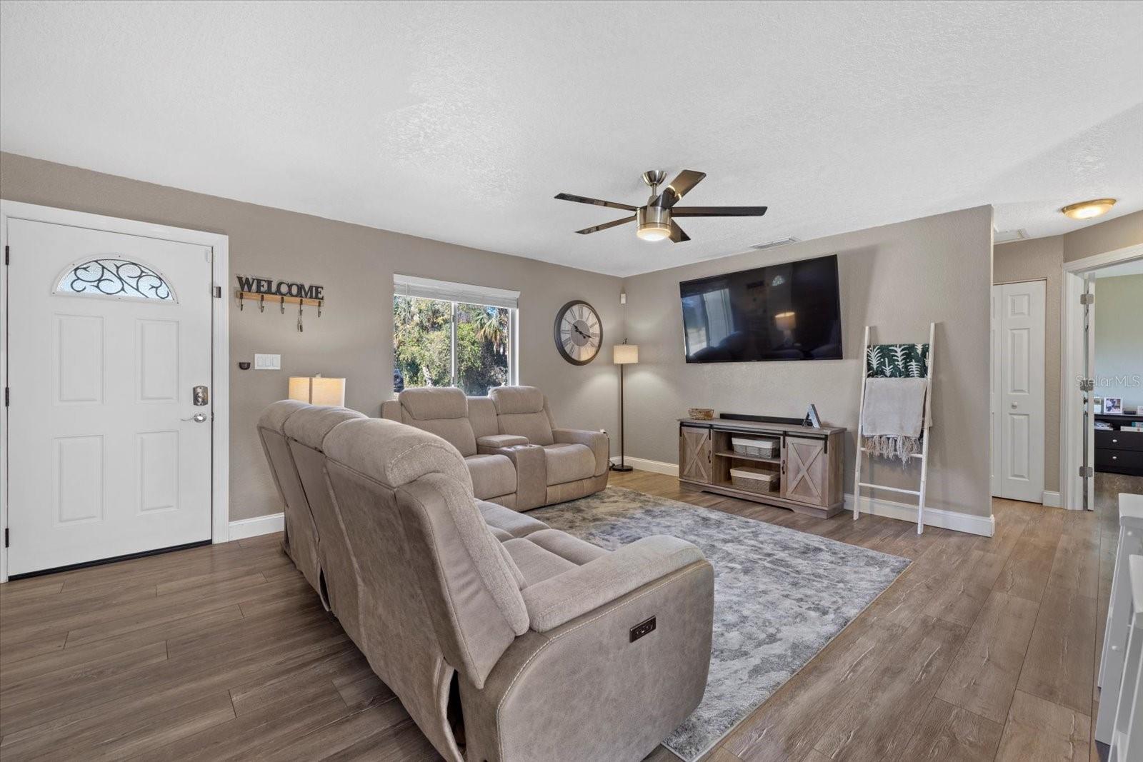 292 DORCHESTER ST, PORT CHARLOTTE, FL, 33954