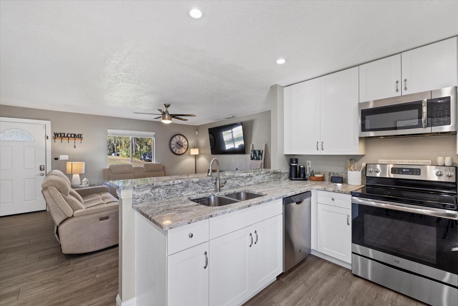 292 DORCHESTER ST, PORT CHARLOTTE, FL, 33954