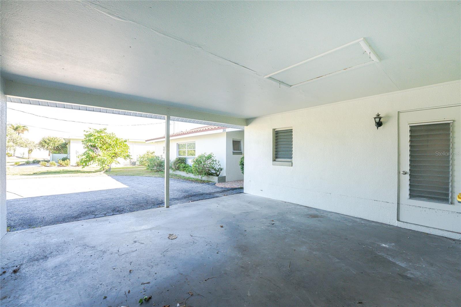 2111 BAYOU RD, PUNTA GORDA, FL, 33950