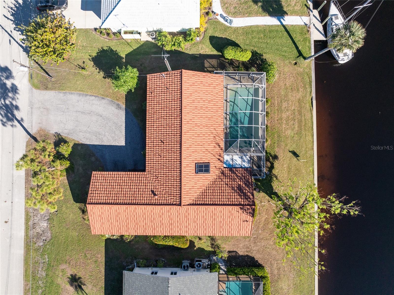 2111 BAYOU RD, PUNTA GORDA, FL, 33950