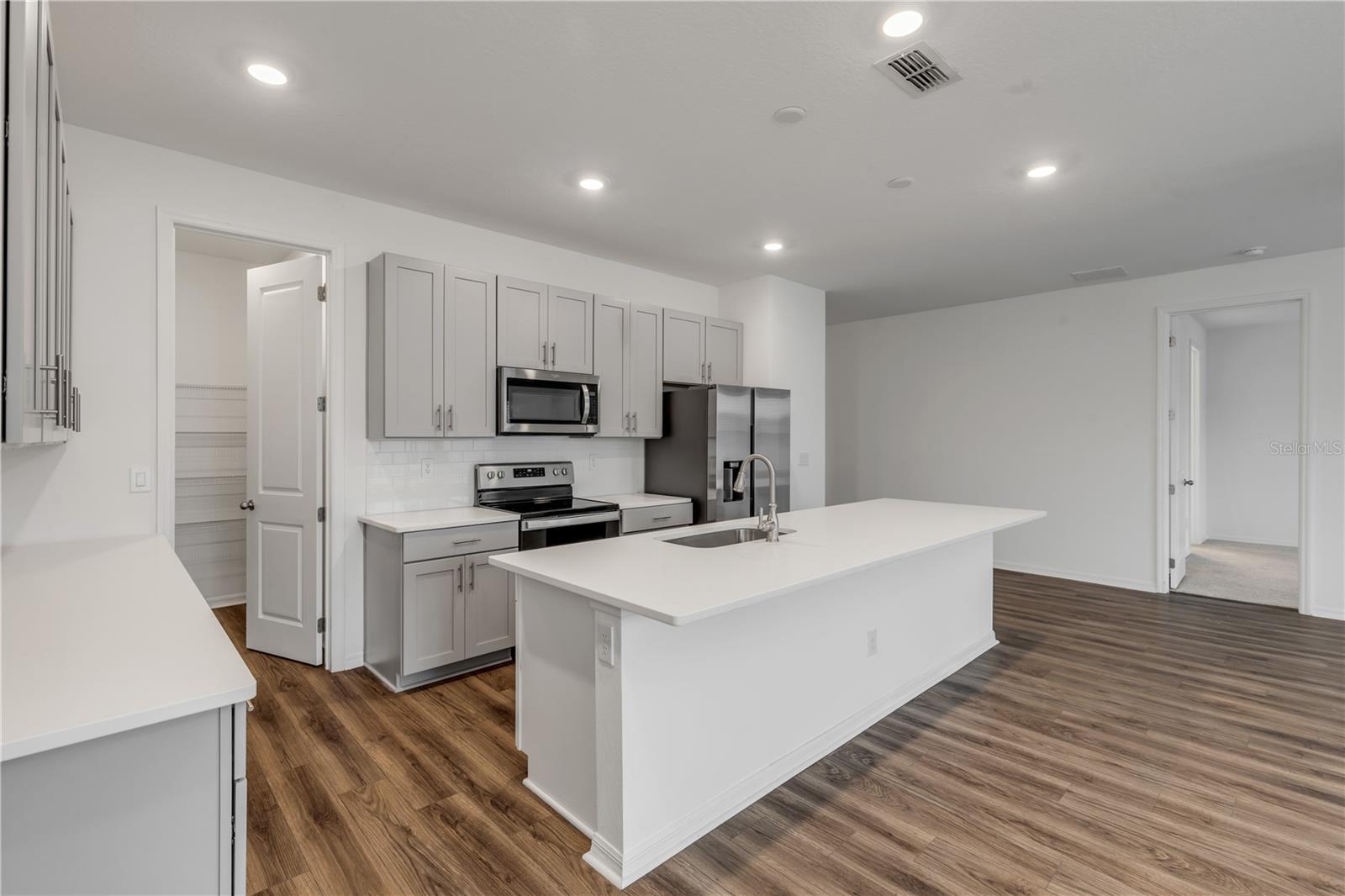 1517 PLAYWRIGHT DR, DELAND, FL, 32720