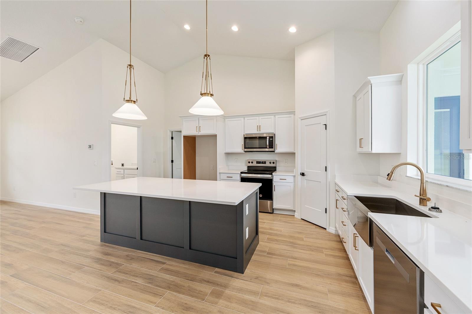 5912 NE 57TH LOOP N, SILVER SPRINGS, FL, 34488