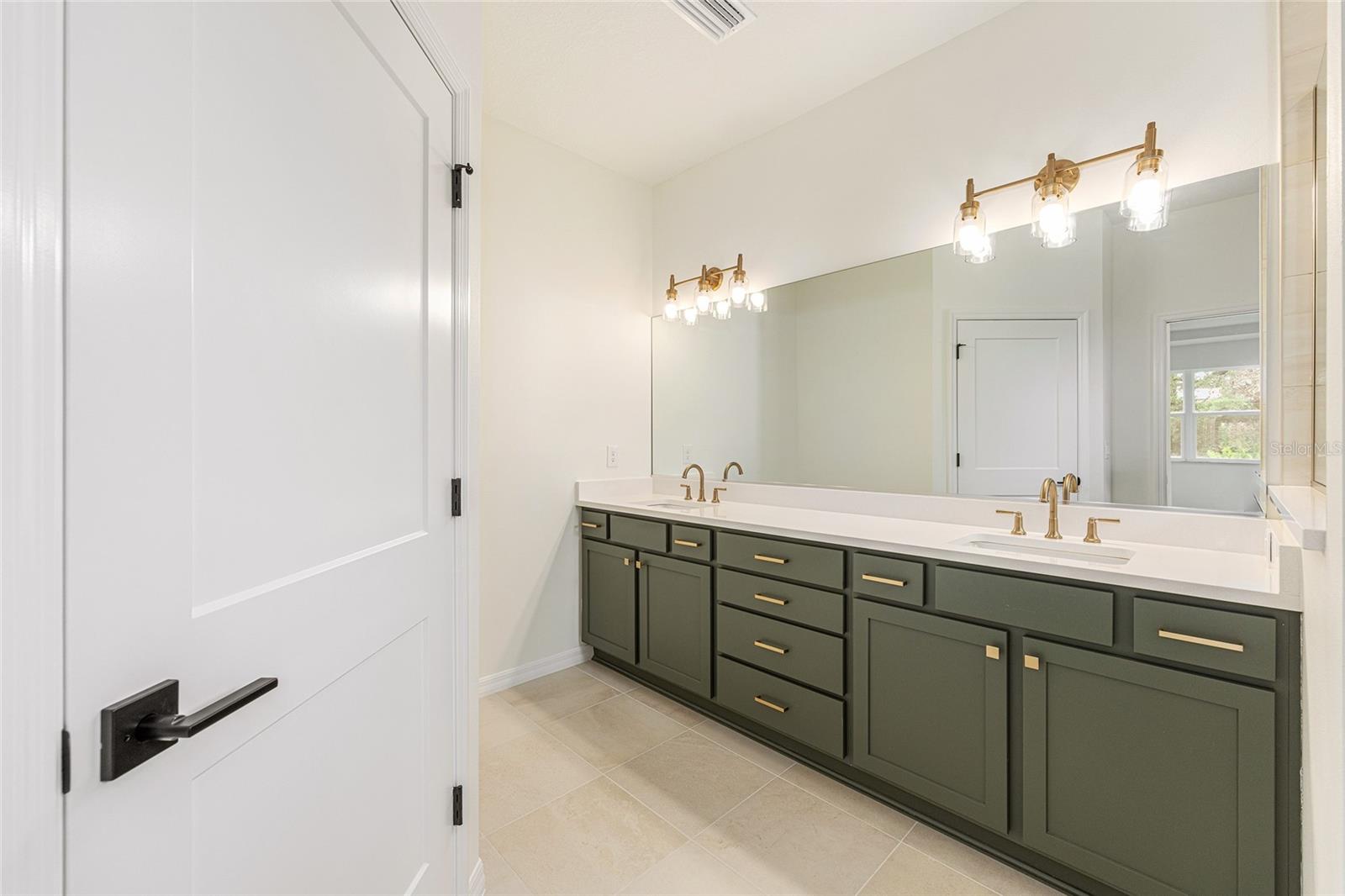 5912 NE 57TH LOOP N, SILVER SPRINGS, FL, 34488