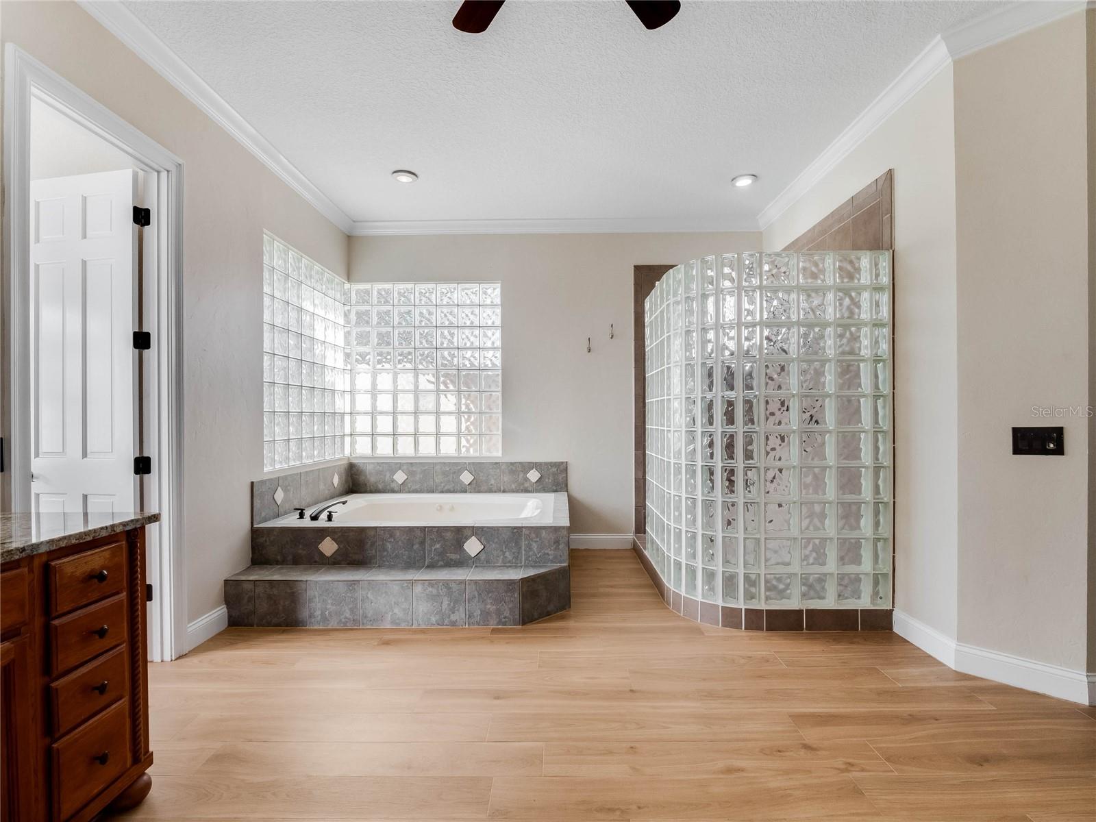 8503 SAND LAKE SHORES DR, ORLANDO, FL, 32836
