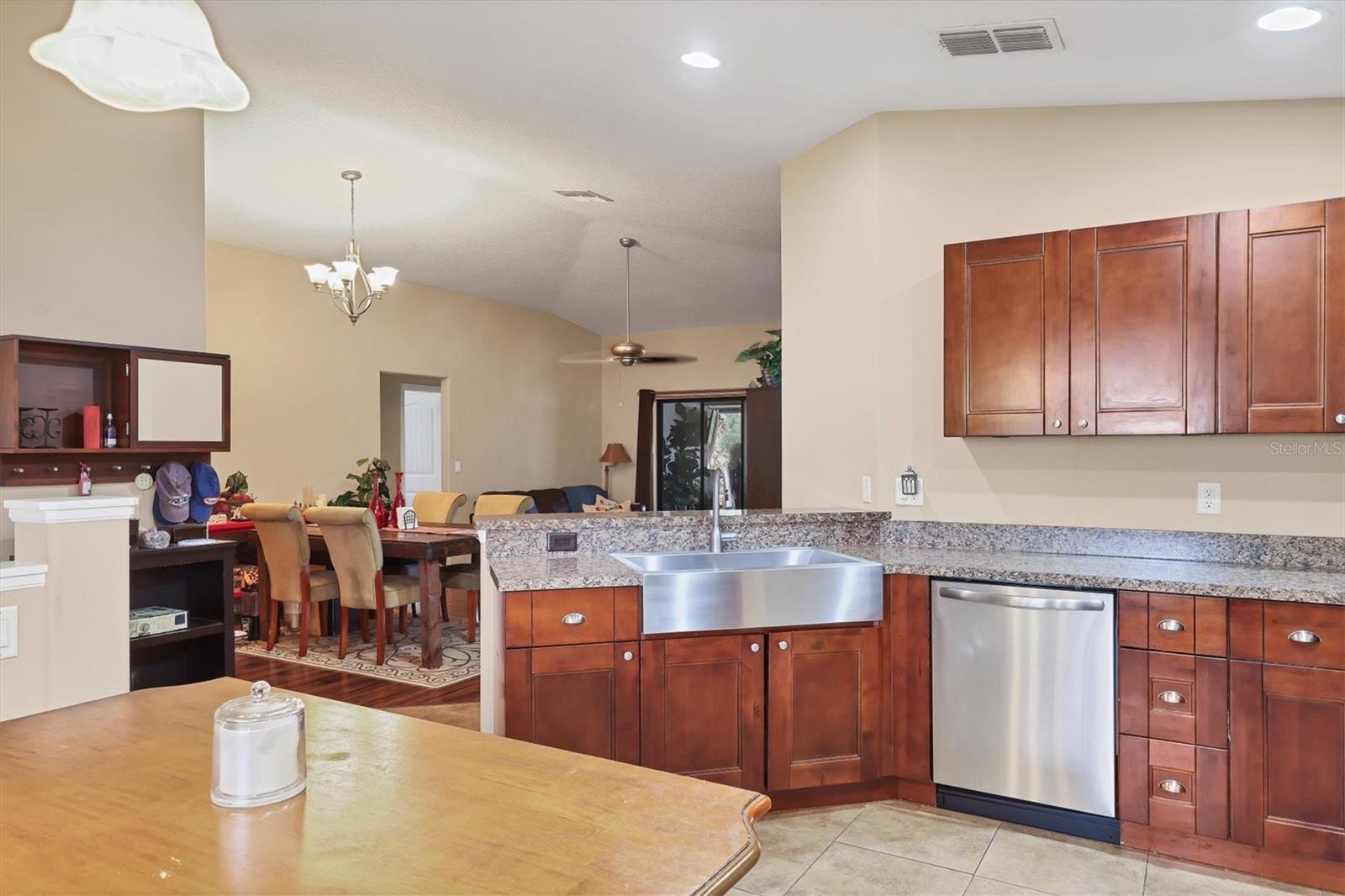 3426 72ND DR E, SARASOTA, FL, 34243