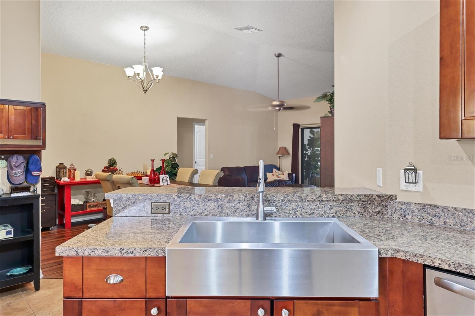 3426 72ND DR E, SARASOTA, FL, 34243