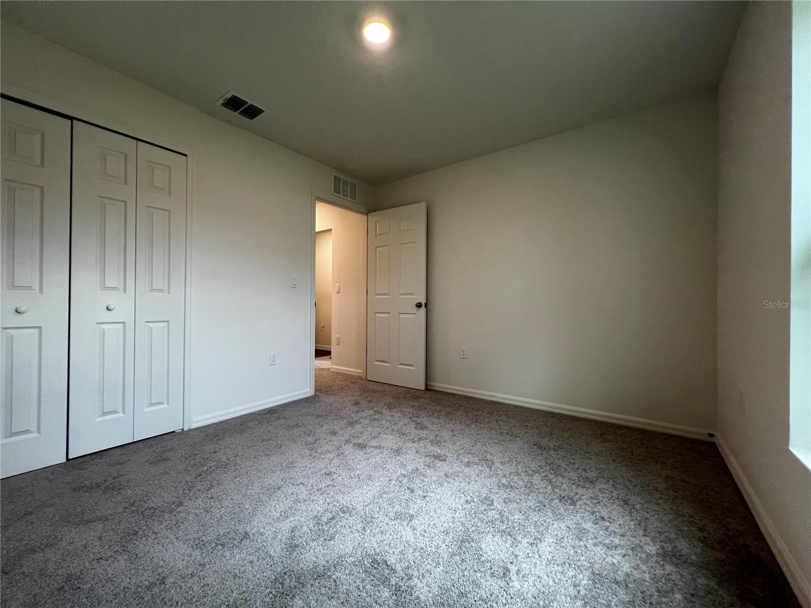 8 ROXANNE LN, PALM COAST, FL, 32164