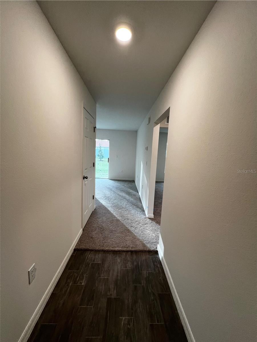 8 ROXANNE LN, PALM COAST, FL, 32164