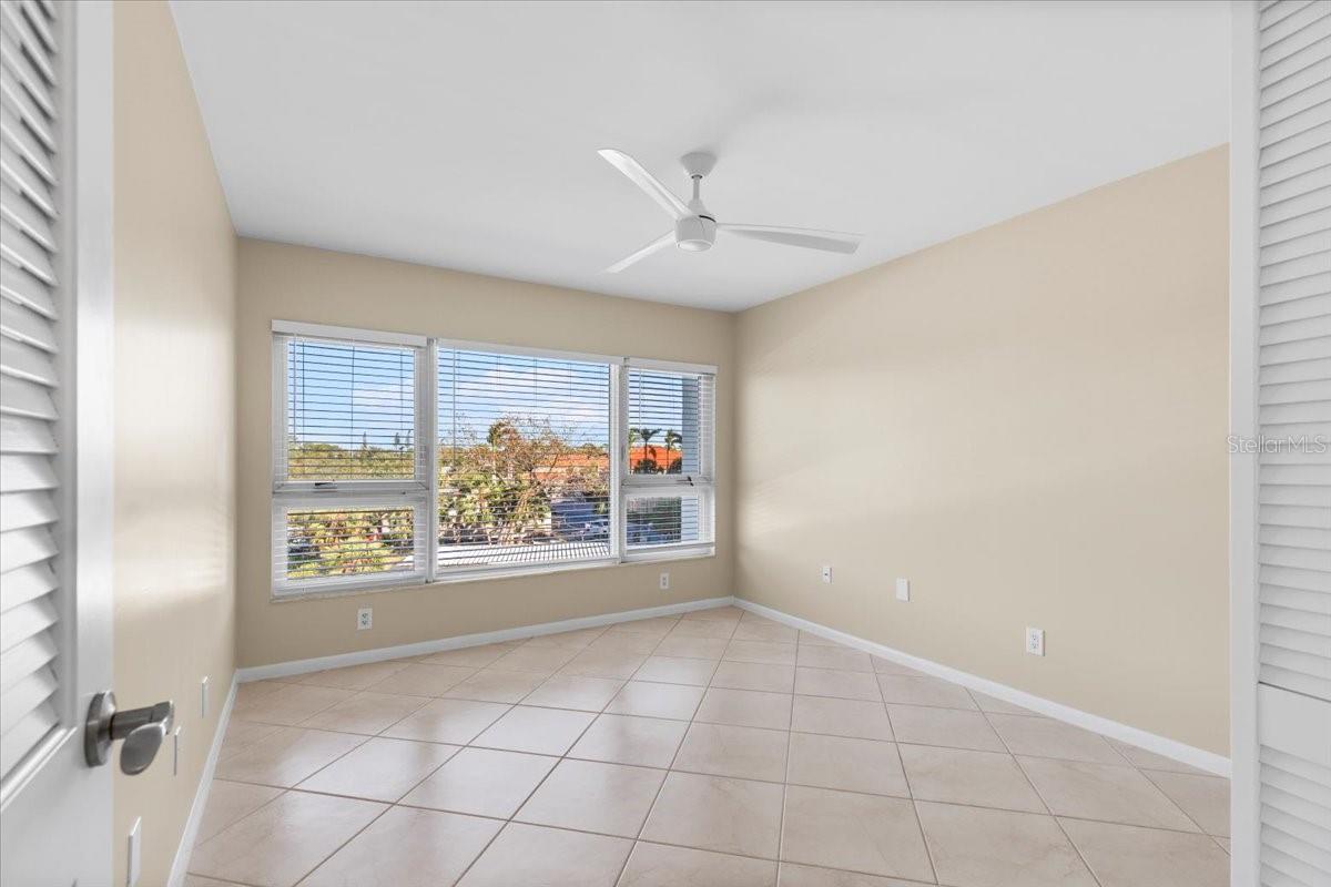 1100 IMPERIAL DR #408, SARASOTA, FL, 34236