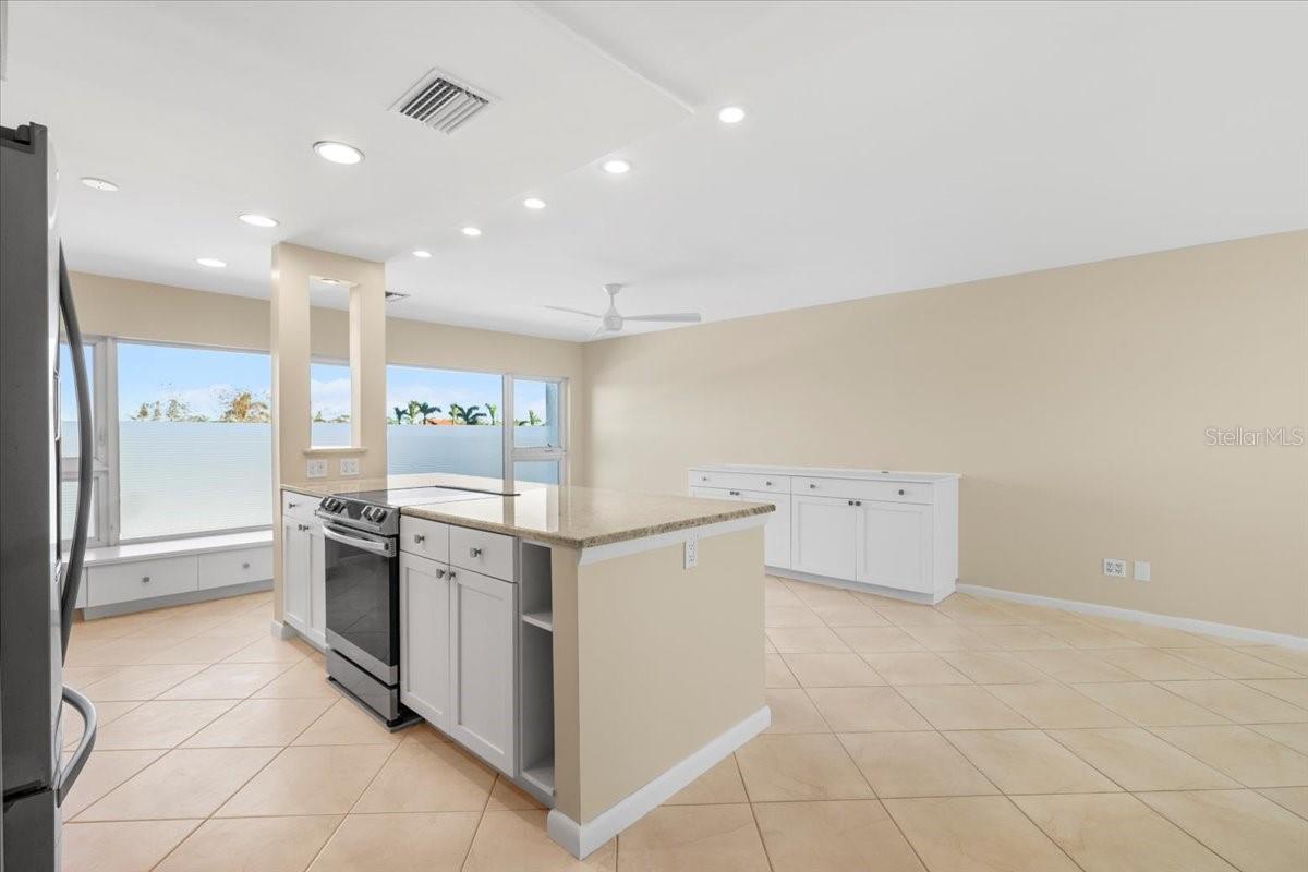 1100 IMPERIAL DR #408, SARASOTA, FL, 34236