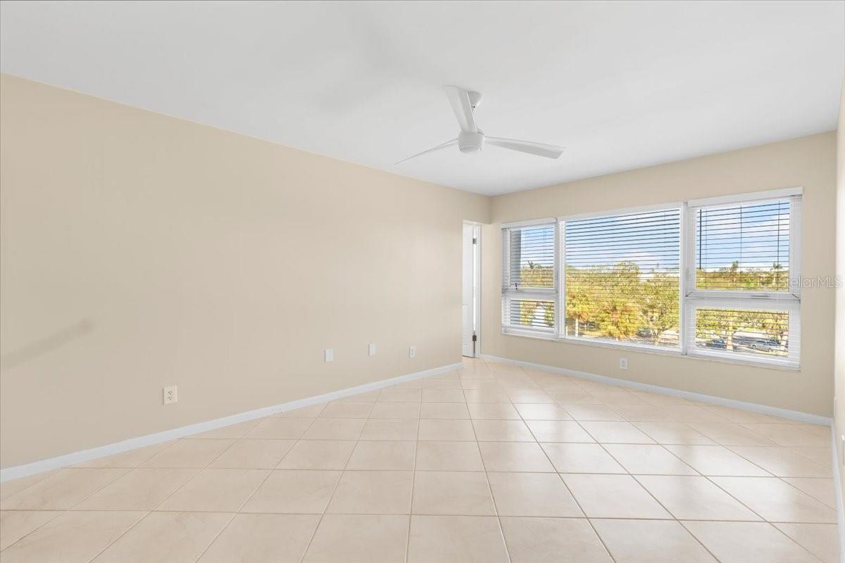 1100 IMPERIAL DR #408, SARASOTA, FL, 34236