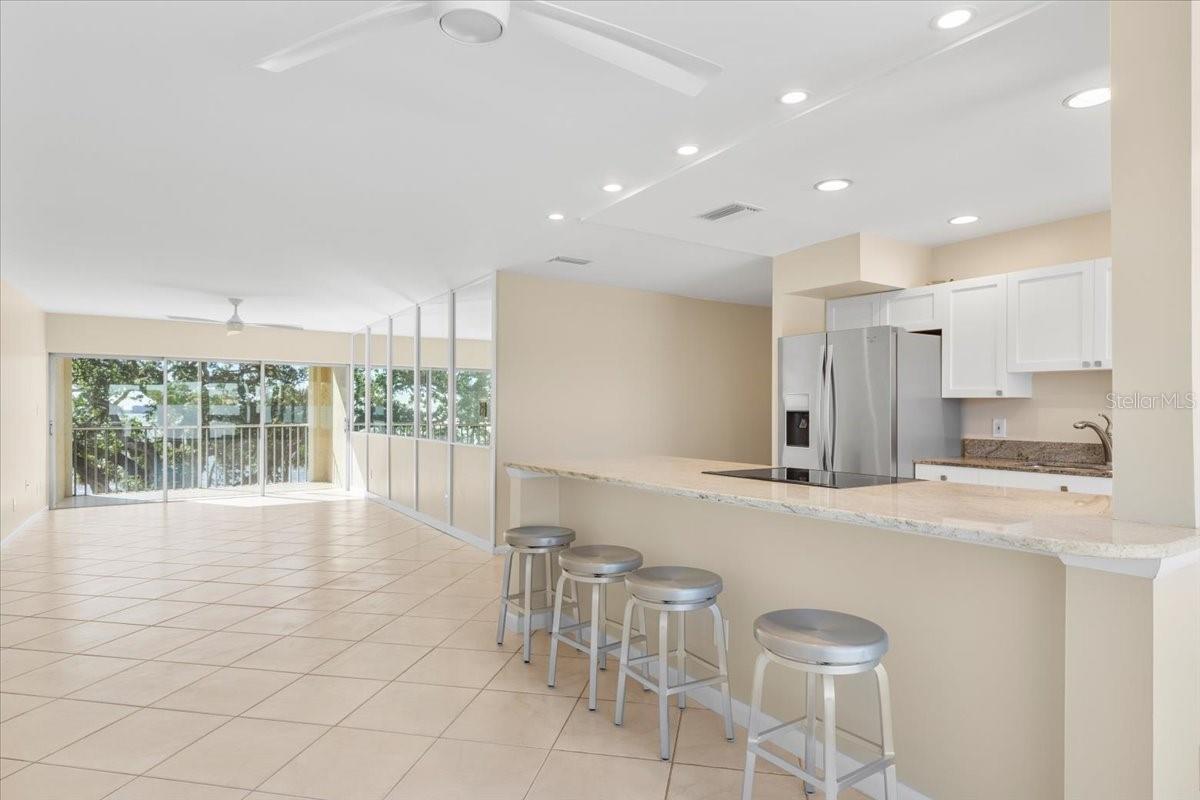 1100 IMPERIAL DR #408, SARASOTA, FL, 34236