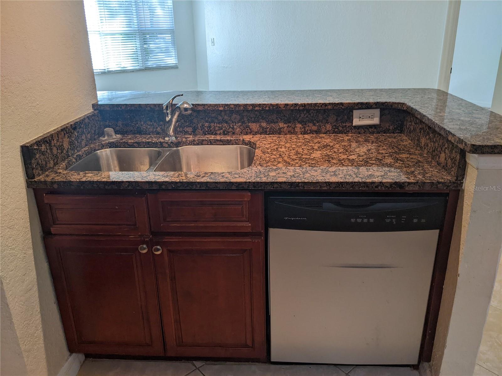 4524 COMMANDER DR #1618, ORLANDO, FL, 32822