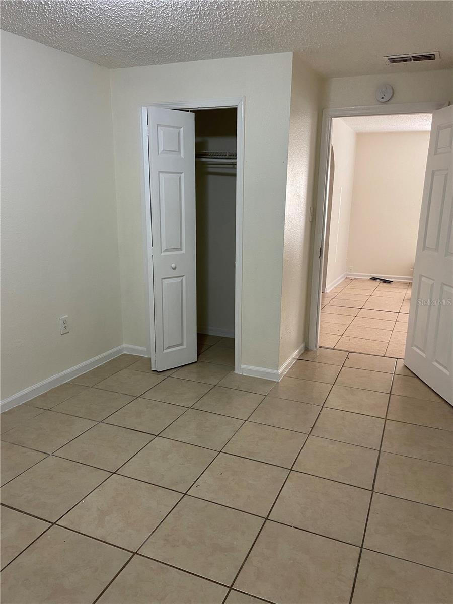 8305 N BROOKS ST, TAMPA, FL, 33604