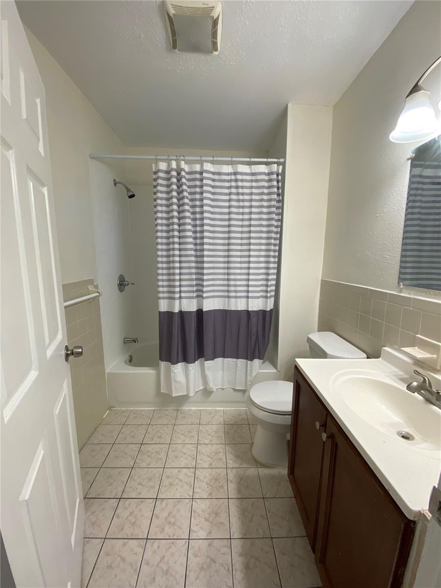8305 N BROOKS ST, TAMPA, FL, 33604