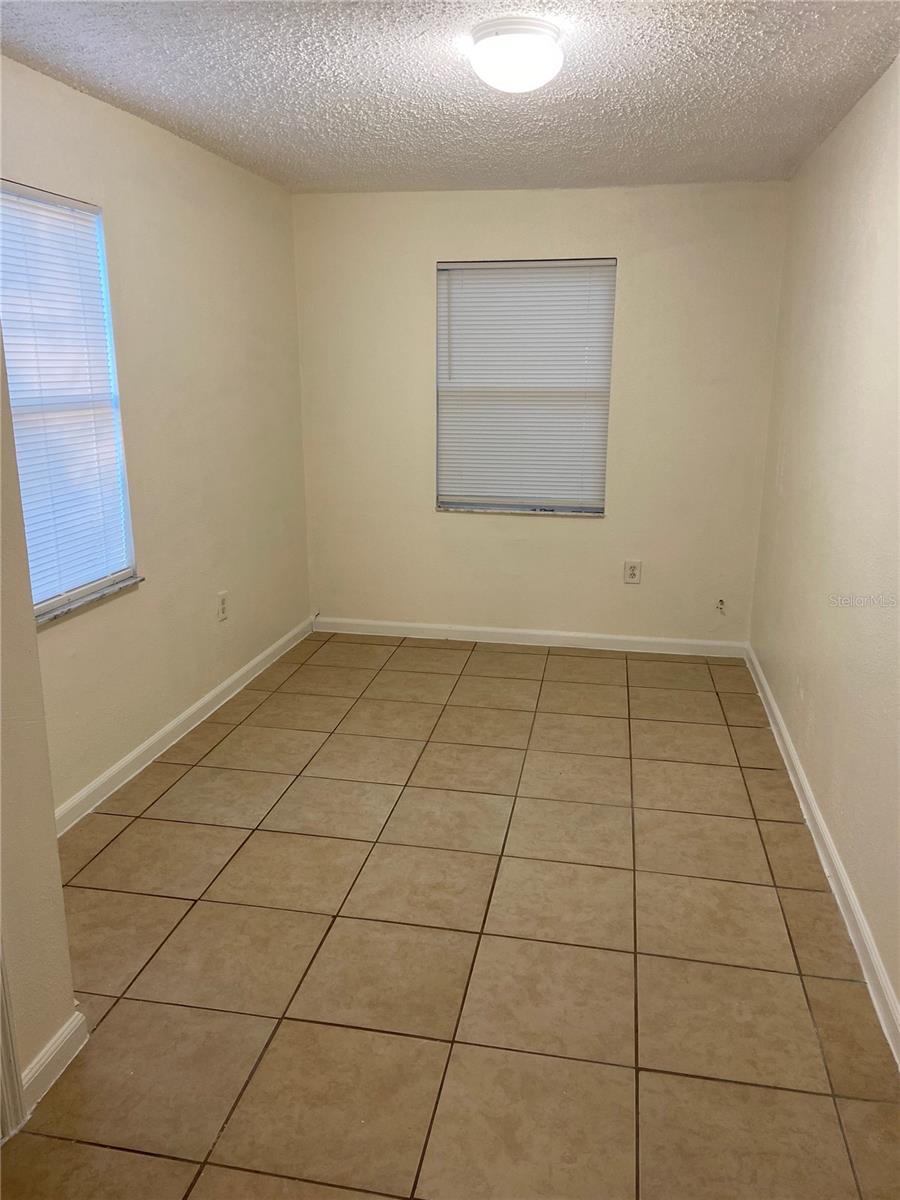 8305 N BROOKS ST, TAMPA, FL, 33604