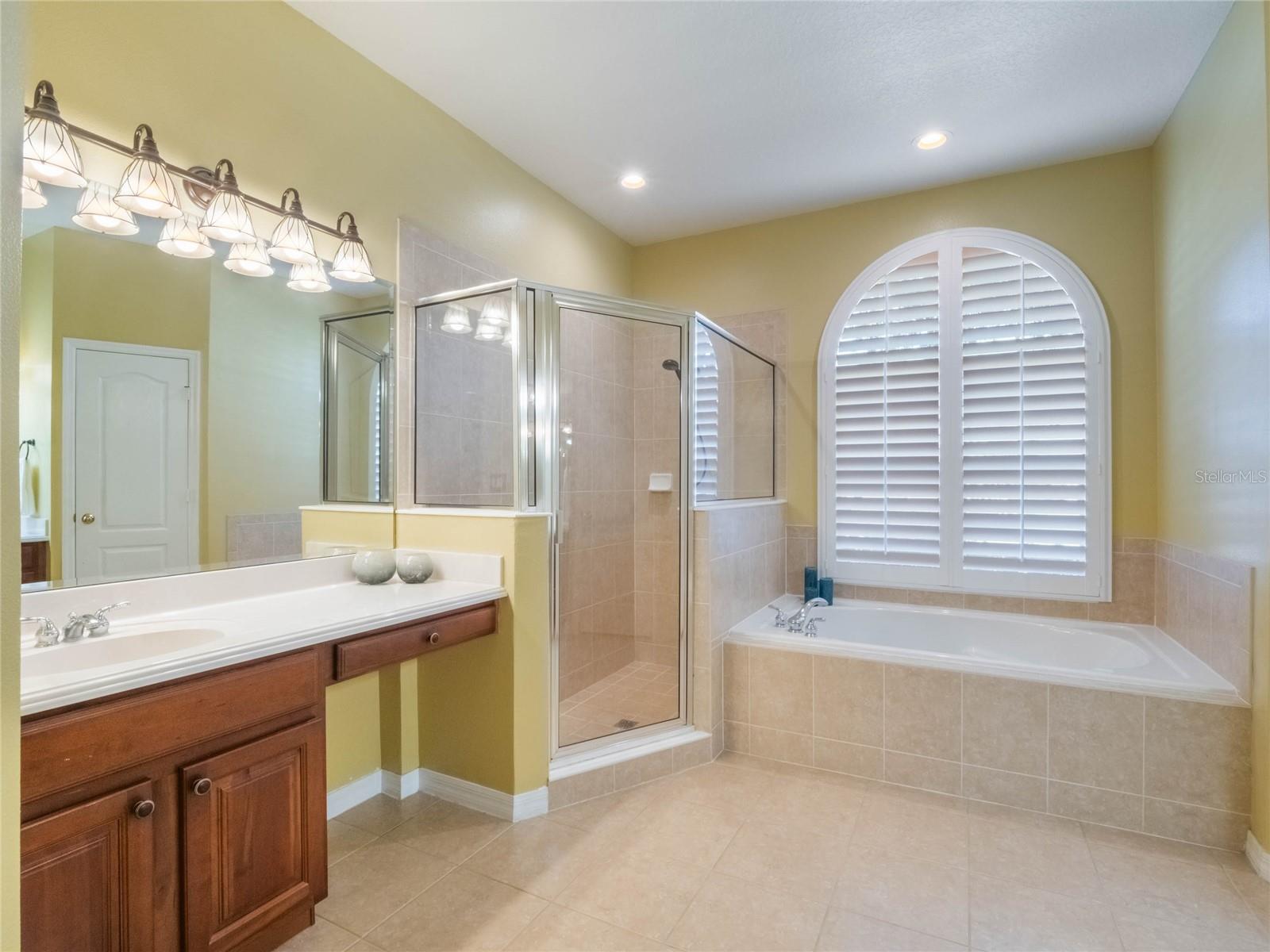 187 OSPREY LAKES CIR, CHULUOTA, FL, 32766