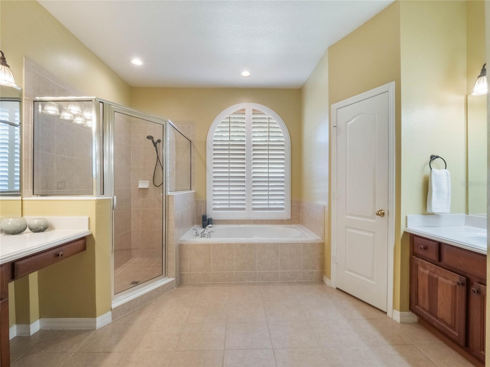 187 OSPREY LAKES CIR, CHULUOTA, FL, 32766
