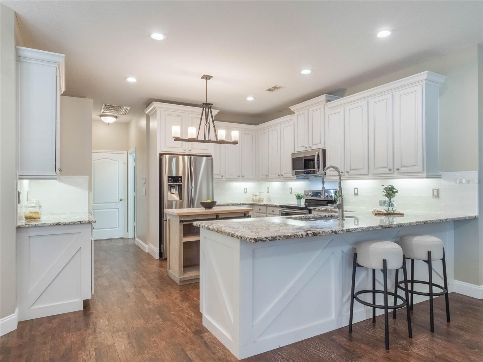 187 OSPREY LAKES CIR, CHULUOTA, FL, 32766