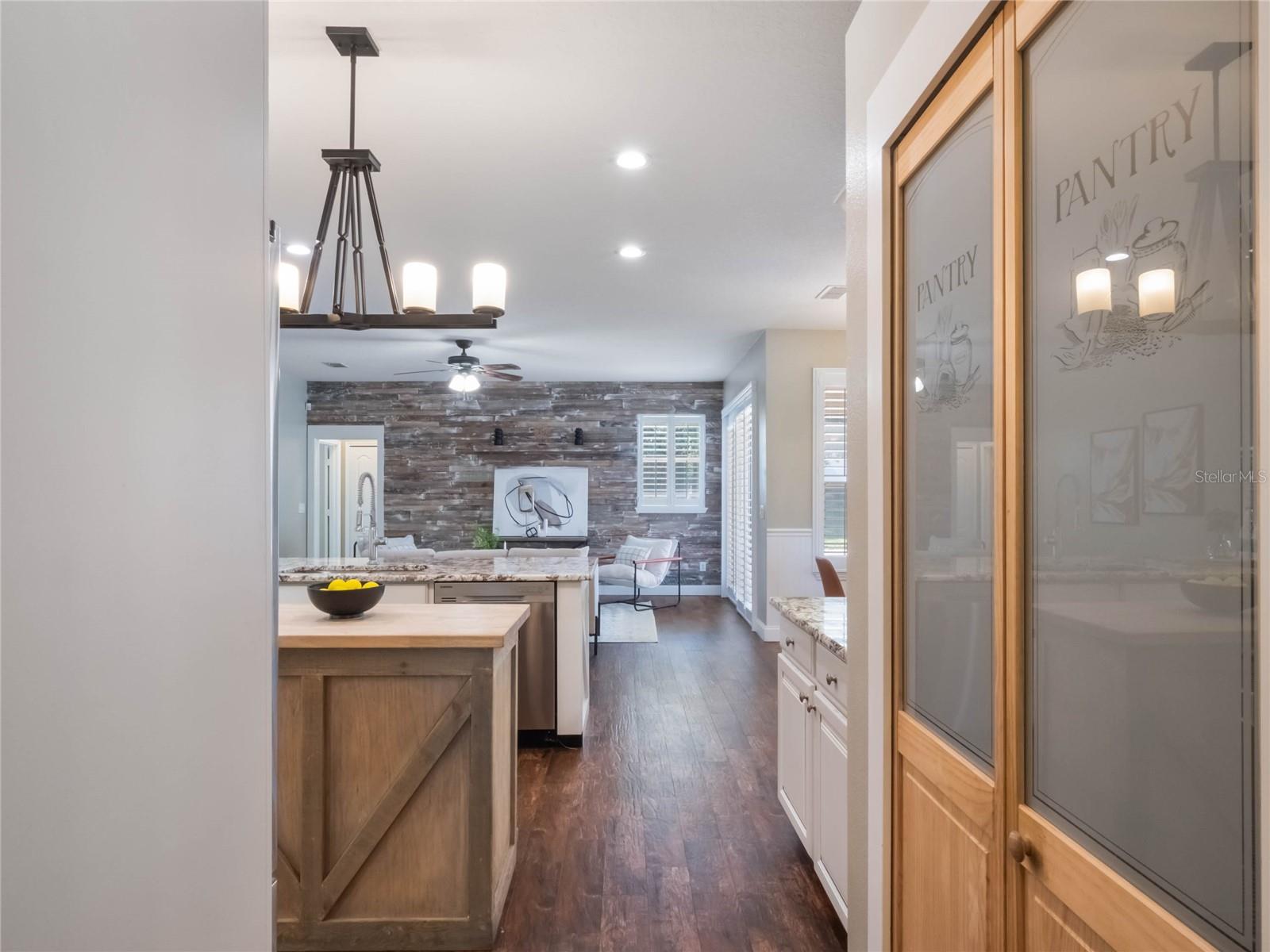 187 OSPREY LAKES CIR, CHULUOTA, FL, 32766