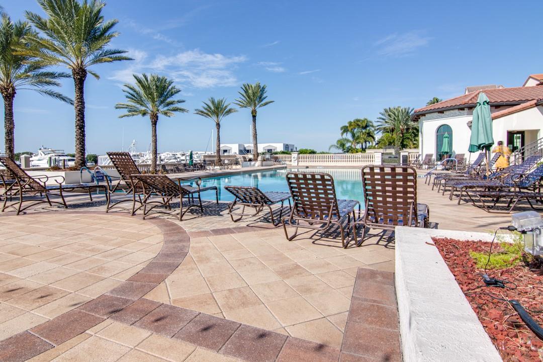 5808 YEATS MANOR DR, TAMPA, FL, 33616