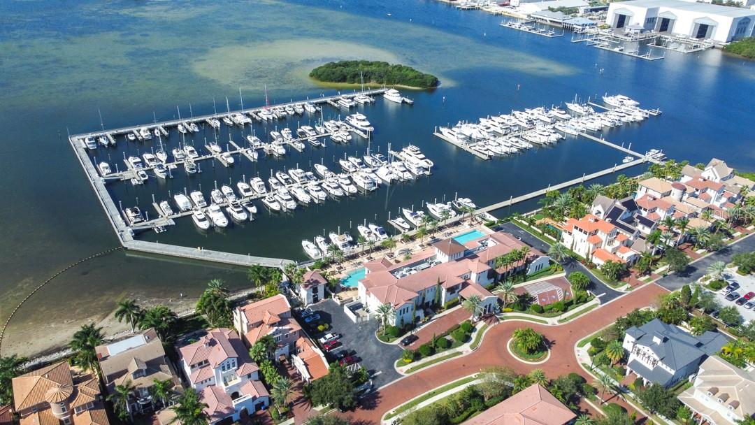 5808 YEATS MANOR DR, TAMPA, FL, 33616