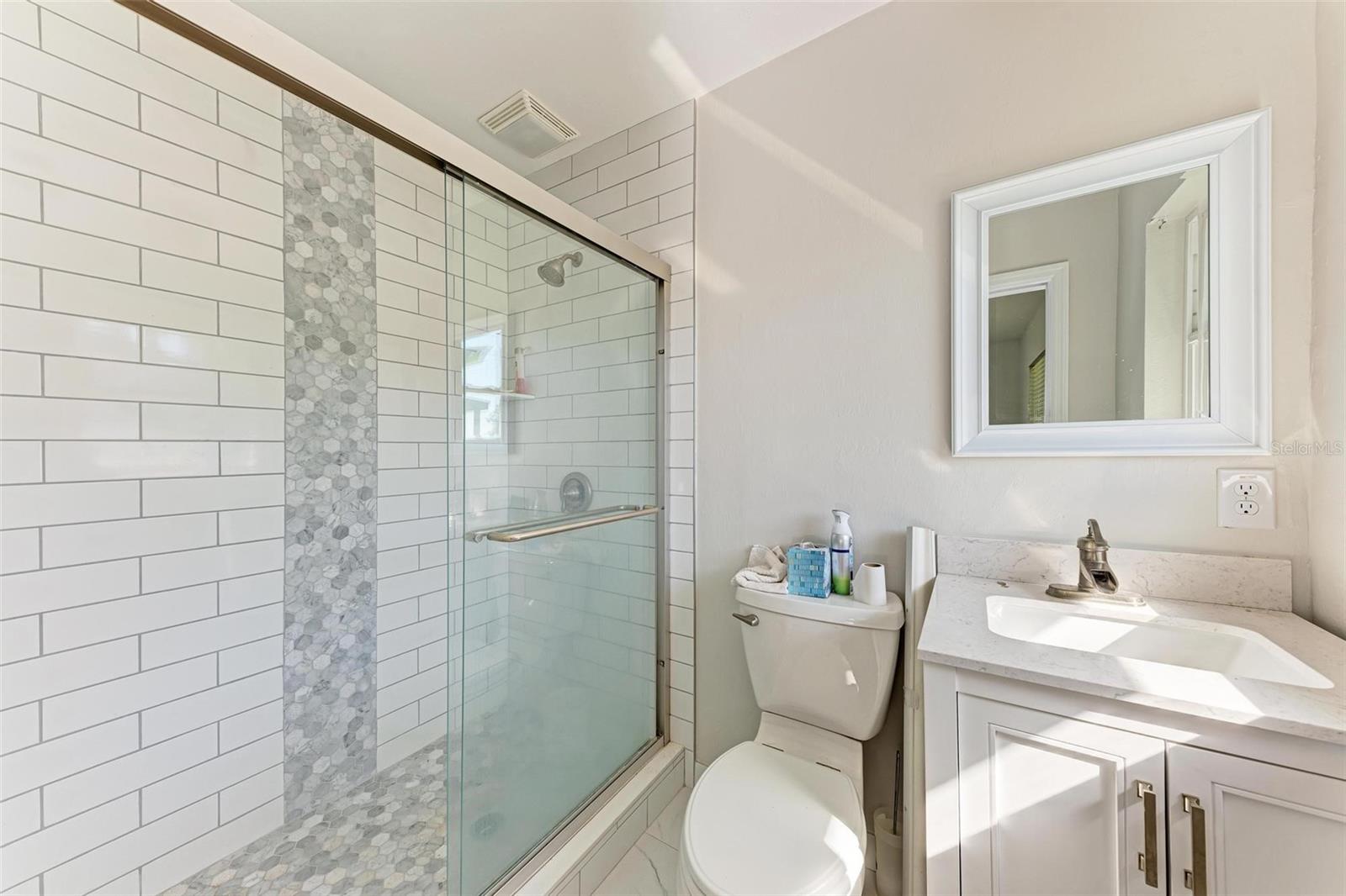 6280 UPLANDS BLVD, SARASOTA, FL, 34243