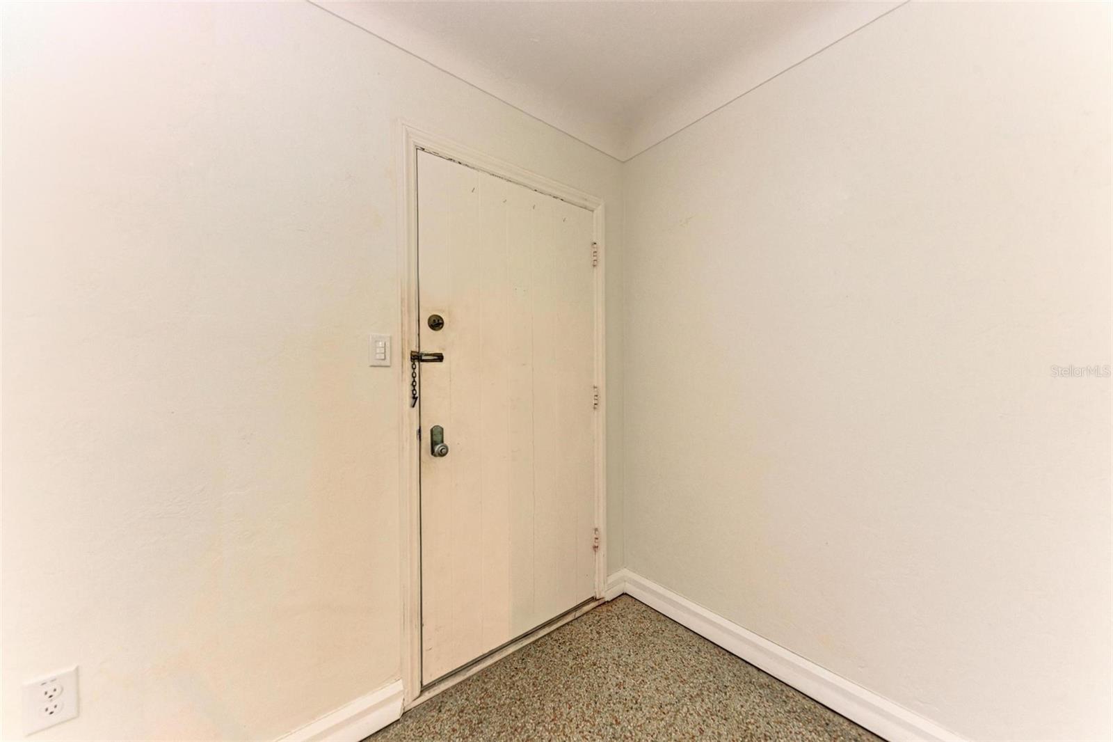 6280 UPLANDS BLVD, SARASOTA, FL, 34243