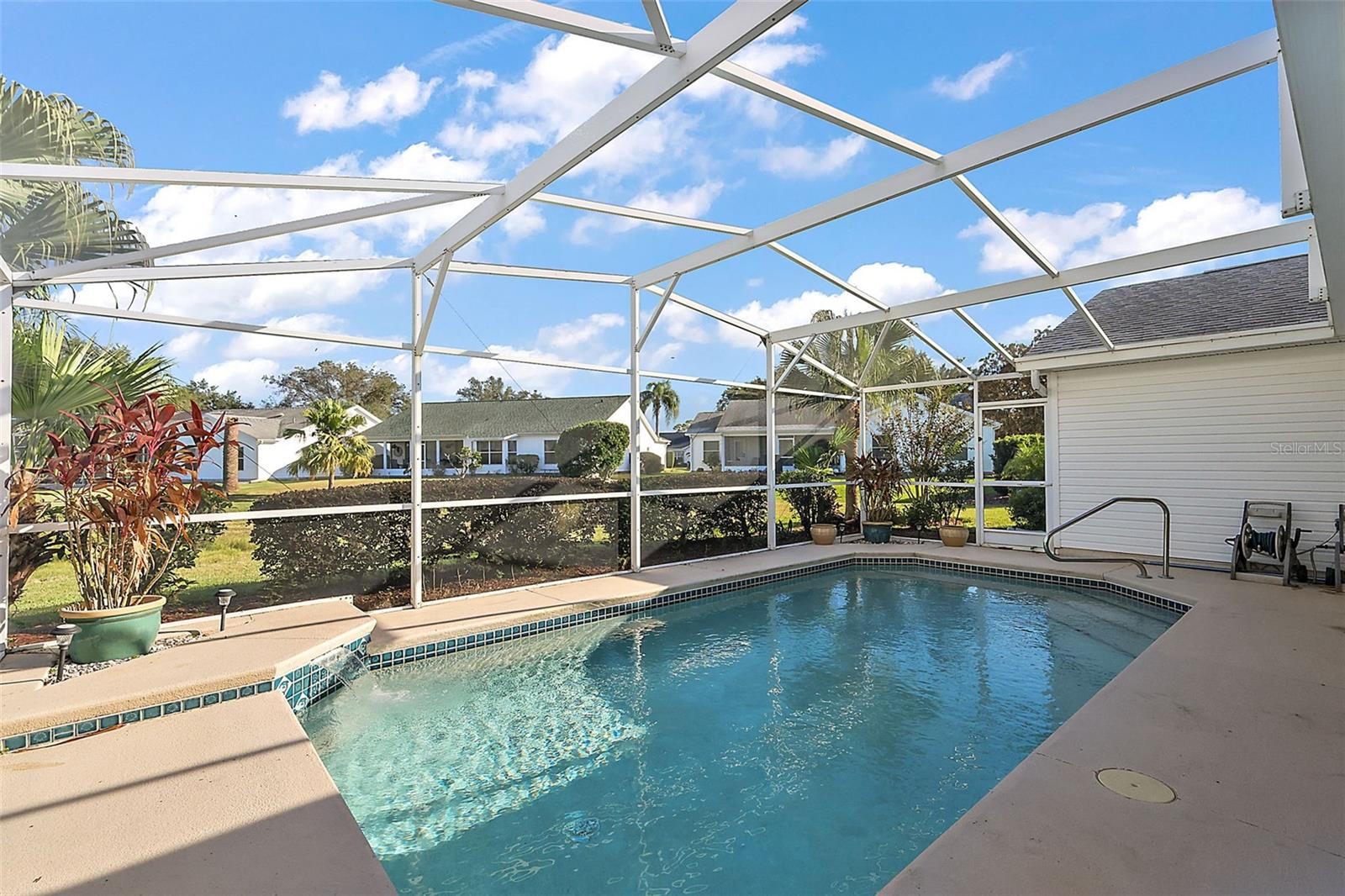 25266 LOST OAK CIR, LEESBURG, FL, 34748