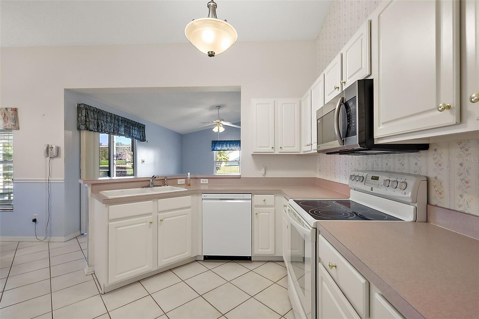 25266 LOST OAK CIR, LEESBURG, FL, 34748