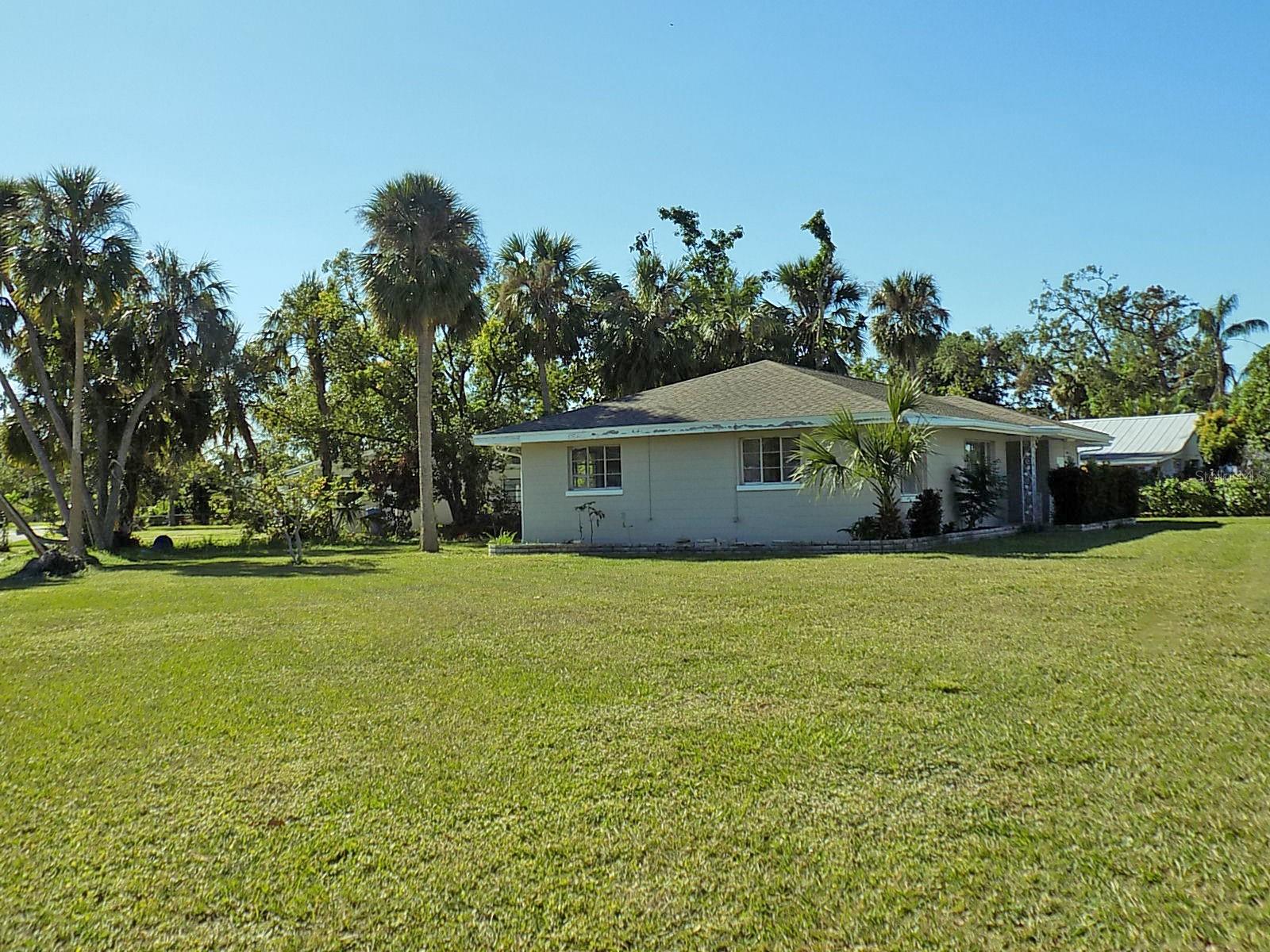 2215 18TH AVE W, BRADENTON, FL, 34205