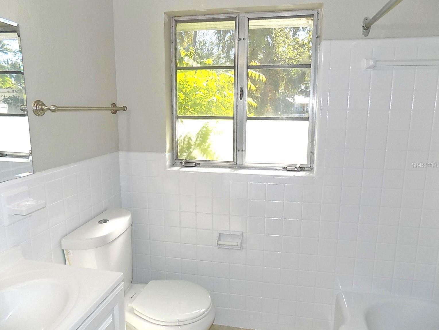 2215 18TH AVE W, BRADENTON, FL, 34205
