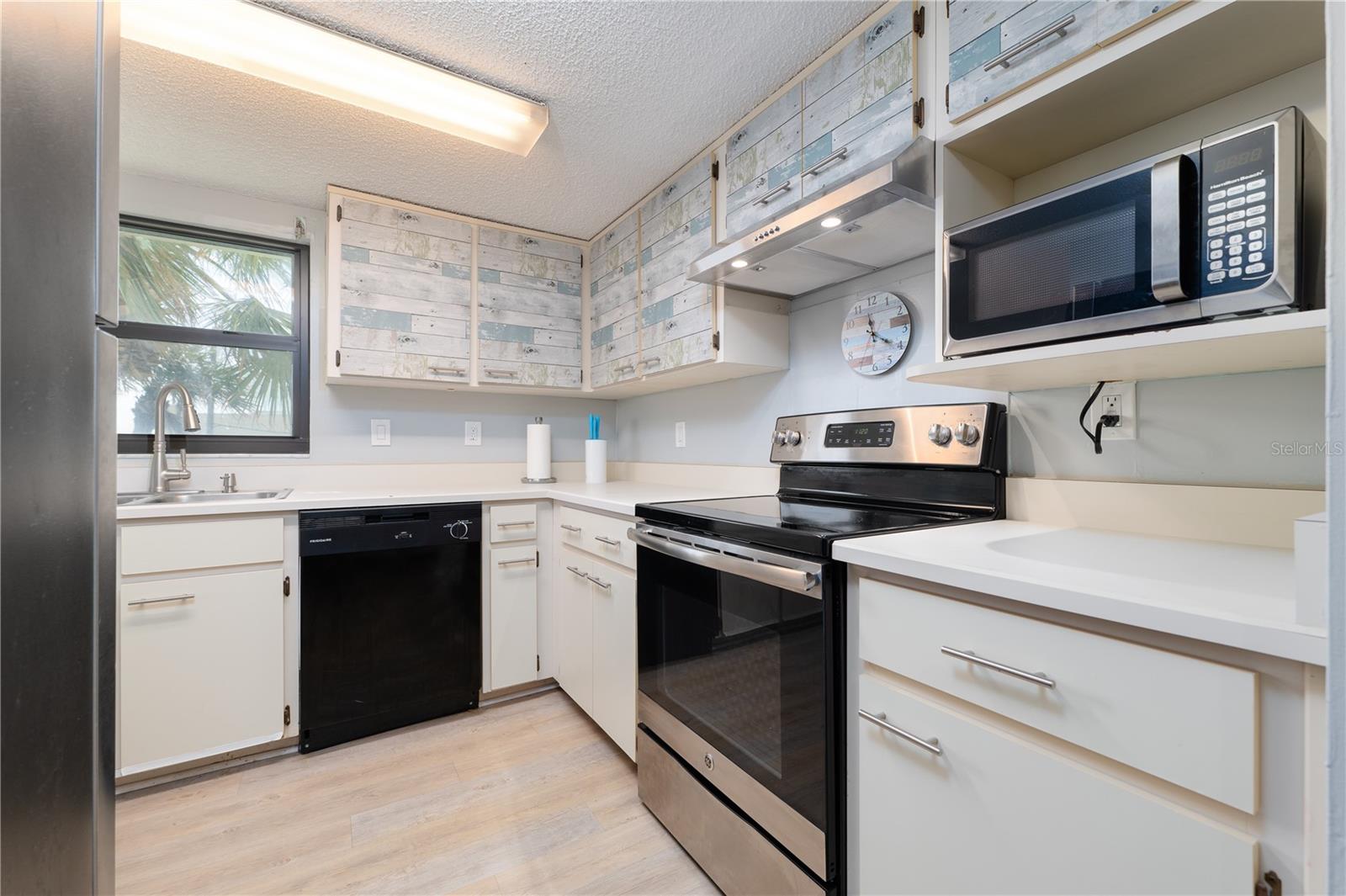 3100 OCEAN SHORE BLVD #201, ORMOND BEACH, FL, 32176