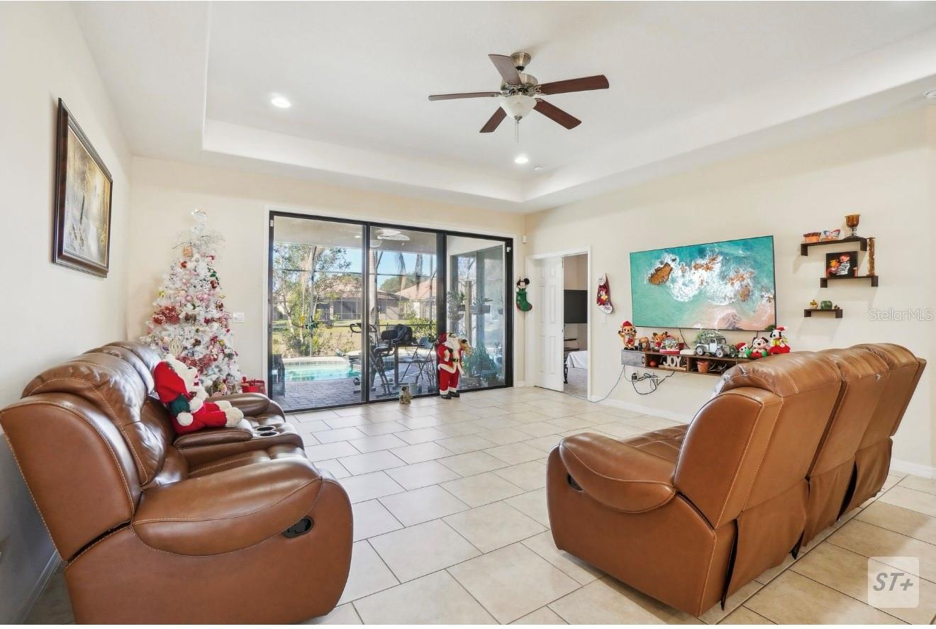 310 VILLA SORRENTO CIR, HAINES CITY, FL, 33844