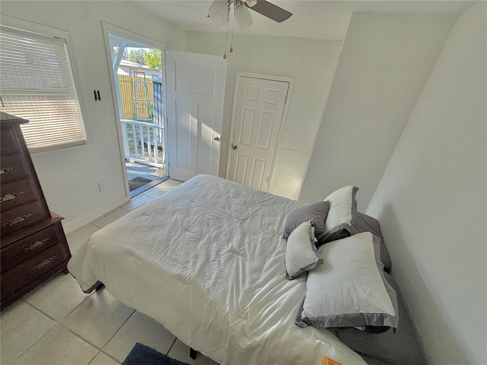 1400 DAYTONA AVE, HOLLY HILL, FL, 32117