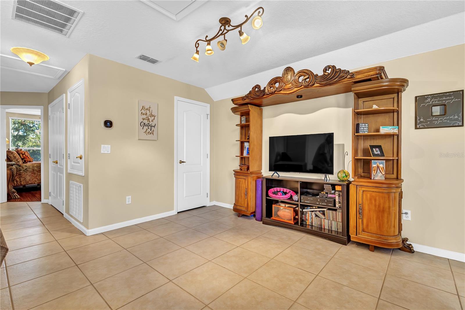 113 SECLUDED OAKS CT, CASSELBERRY, FL, 32707