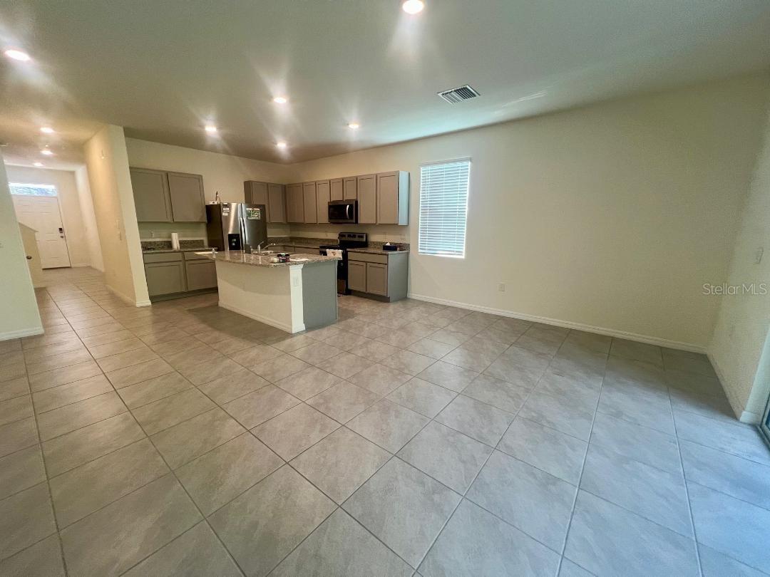 32847 PEZ LANDING LN, WESLEY CHAPEL, FL, 33543