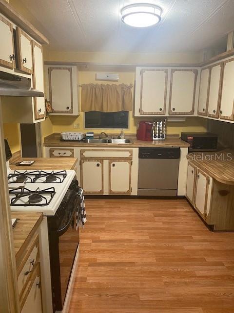 807 ELKAN DR, TARPON SPRINGS, FL, 34689