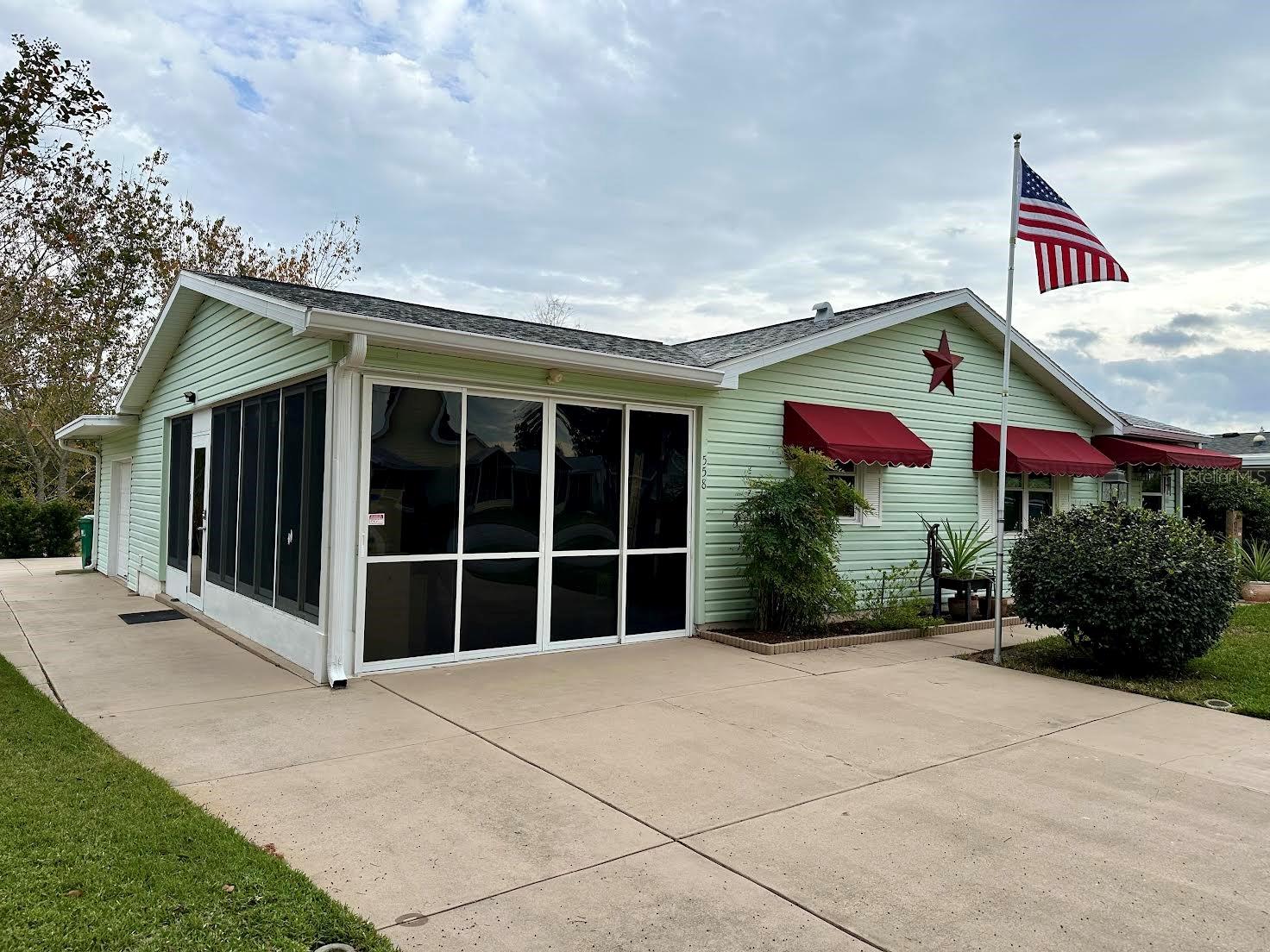 558 SAINT ANDREWS BLVD, THE VILLAGES, FL, 32159