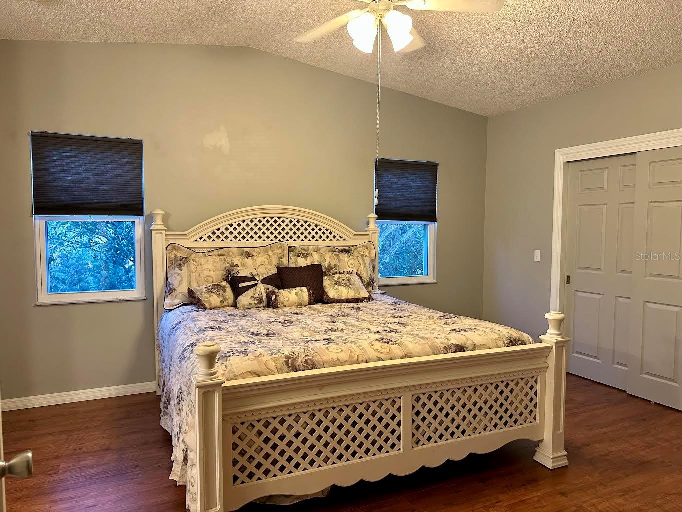 558 SAINT ANDREWS BLVD, THE VILLAGES, FL, 32159